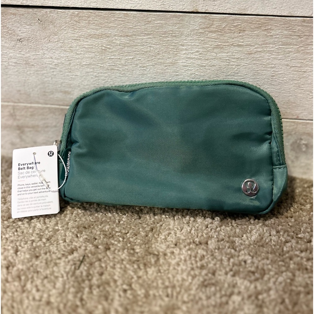 Everywhere Belt Bag 1L